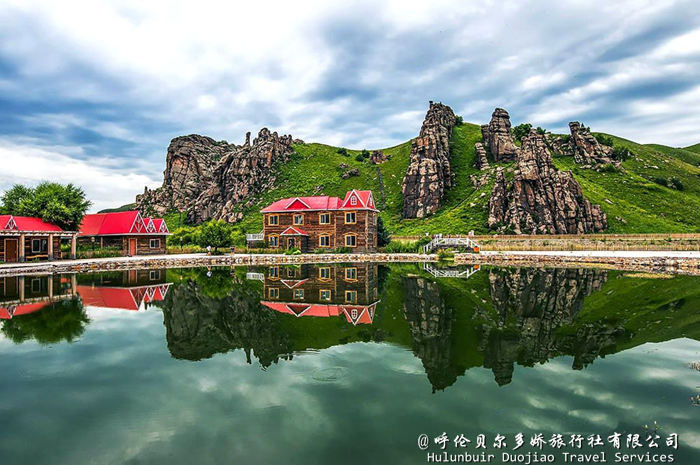 阿尔山玫瑰峰景区