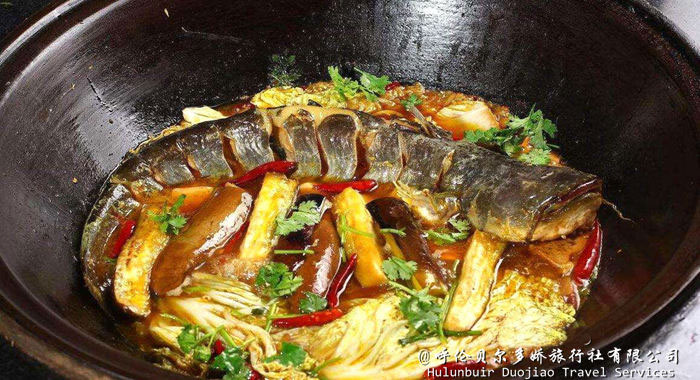 呼伦贝尔铁锅炖野生鱼