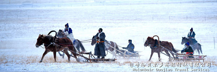 呼伦贝尔冬季大冰雪