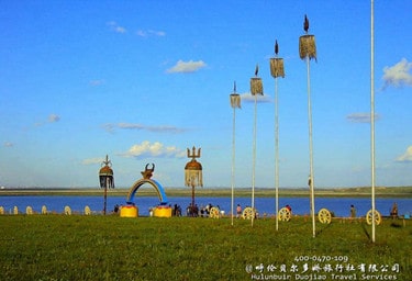 呼伦贝尔呼和诺尔草原景区_草原深处青色的湖